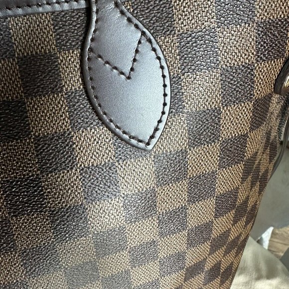 Louis Vuitton Neverfull MM Damier Ebene Canvas Tote Bag - Rose Ballerine - Picture 5 of 8